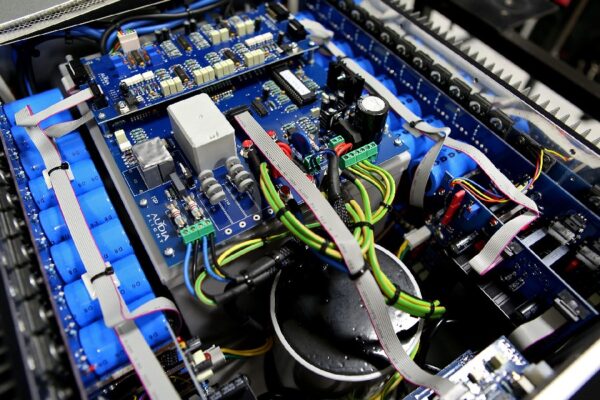 Audia Flight Strumento No. 8 Mono Power Amplifier - Image 4